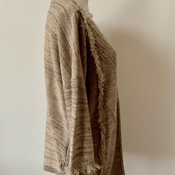Knox Rose Cozy Tan Sweater with Fringe Details - Picture 3 of 9